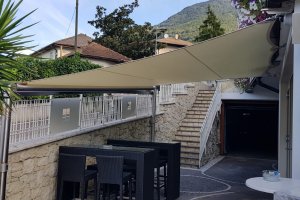 Überdachung für Hotel & Bar 