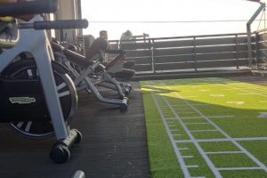 Saisonsegel für Outdoorbereich eines Fitnessstudios, Raubling, 