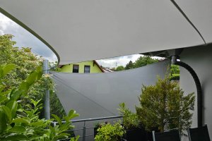 Detailsansicht Saisoensegel mit seitlichem Sichtschutz ca. 12m2, Privat, Rödental Coburg, 2024