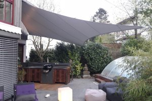 Segel über Outdoorküche, Bad Reichenhall, Bayern, 2017