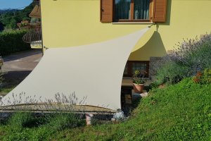 Segel von oben Essplatzüberdachung, Trento, Südtirol, 2017