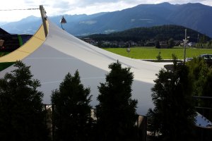 Segel von oben, Hotel Tannenhof, Bruneck, Südtirol, 2013