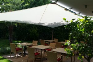 Terrassensegel, Hotel Petra, Lana, Südtirol, 2015