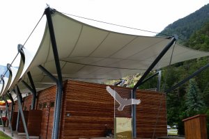 moderne Dachkonstruktion, Tourismusinfopoint, Sölden 2014