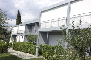 Sonnenschutz geschlossen - seitlich